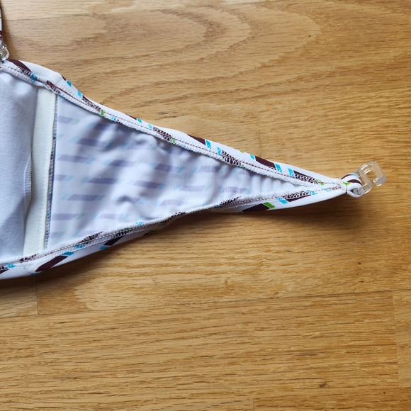 NWOT Mossimo Bikini Top - Picture 6 of 9